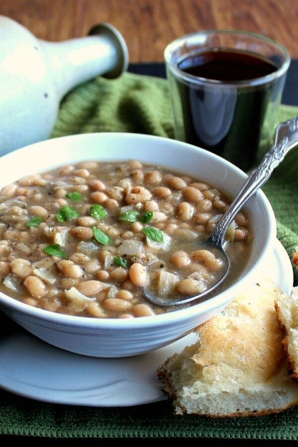 Dee’s Herbed Cannellini and Turkey Chili