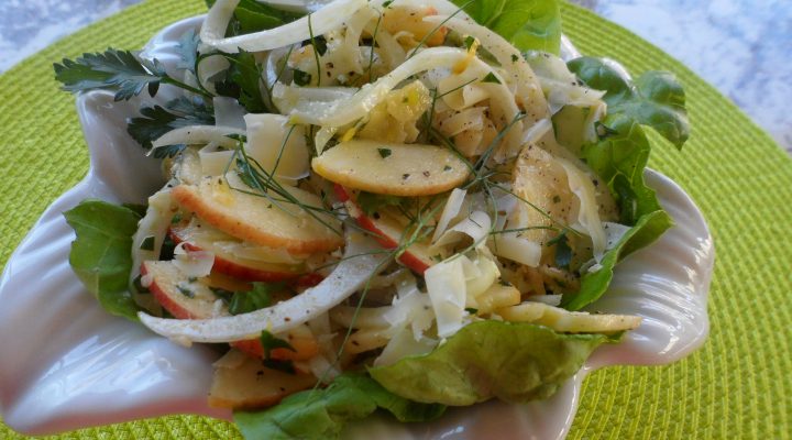Apple & Fennel Salad with Shaved Aged Gouda