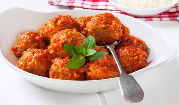 Dee’s Meatballs with Raisins and Pine Nuts