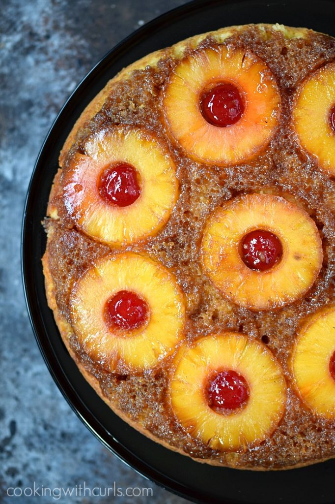 Old Fashioned Skillet Pineapple Upside Down Cake