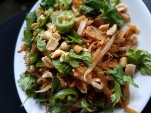 Dee's Quick Pad Thai - Dee Gourmet Goddess